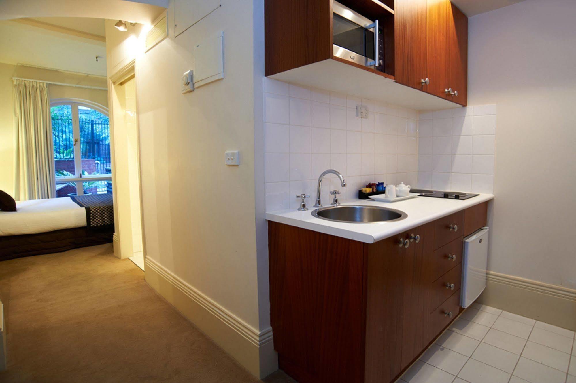 Quest Gordon Place Melbourne Exterior photo